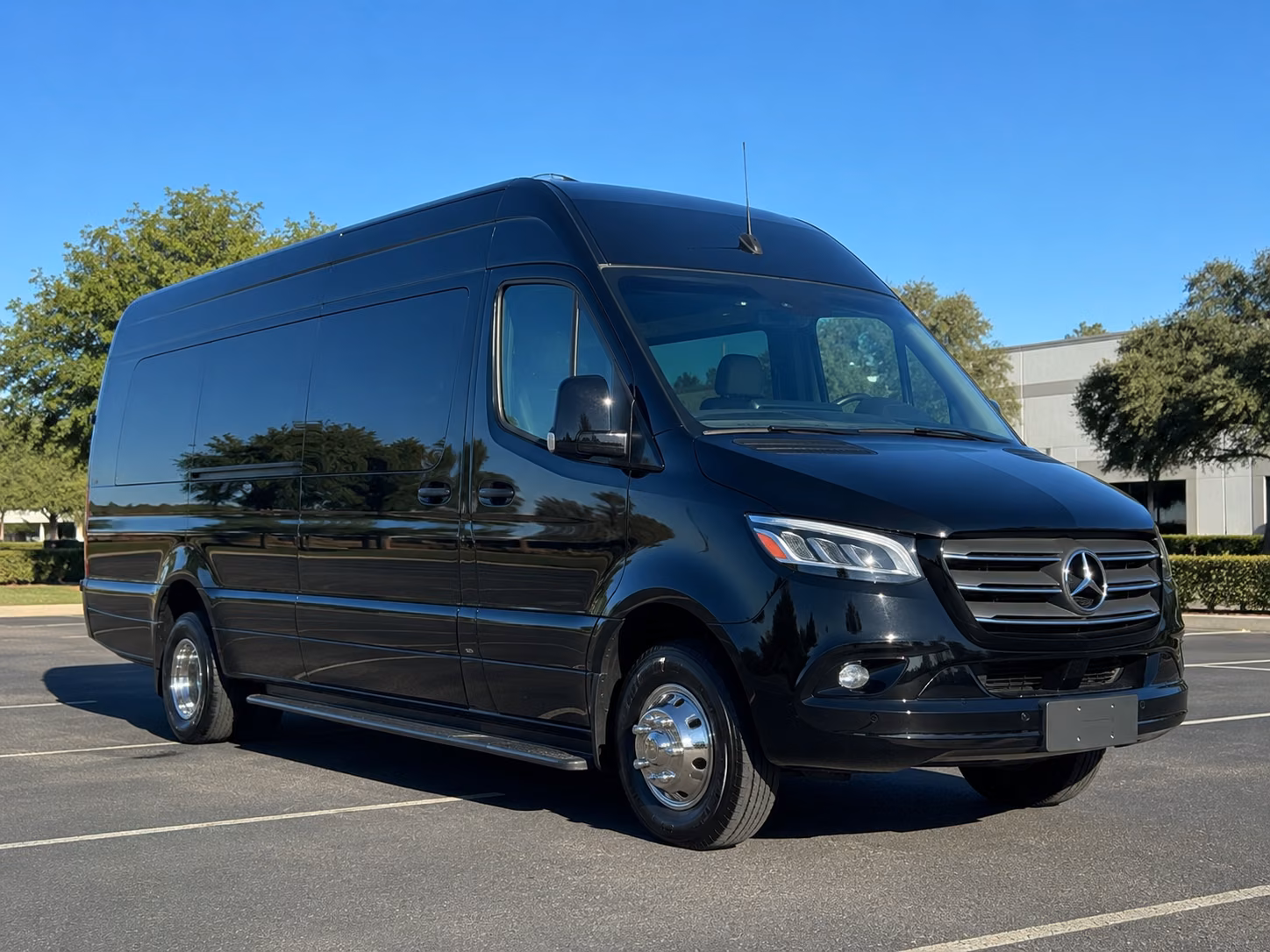 st petersburg 12 passenger sprinter van